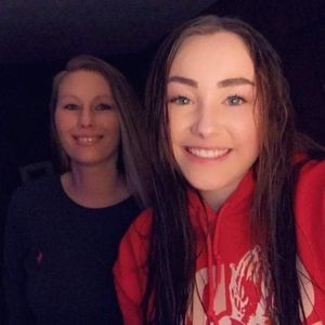 Meet your Posher, Joni